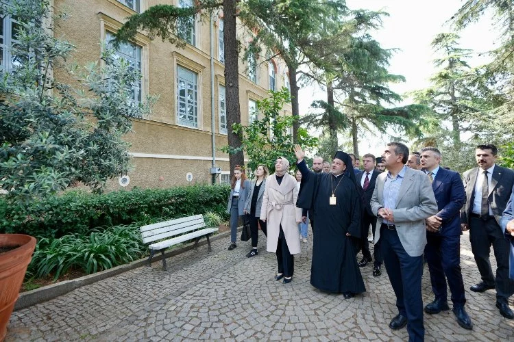 Bakan Tekin’den Ruhban Okulu’na ziyaret