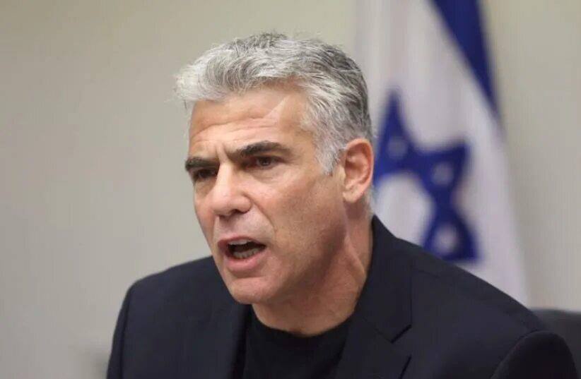 Yair Lapid: “İsrail, Gazze’de Çocukları Öldürdüğü İçin Özür Dilemeli”