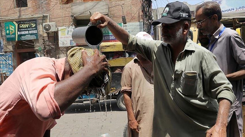 Pakistan’da Aşırı Sıcaklar: Son Altı Günde 568 Kişi Hayatını Kaybetti