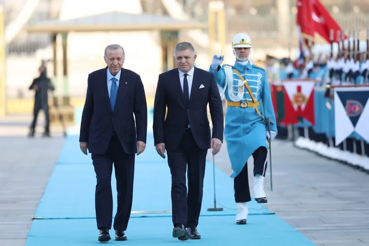 Slovakya Başbakanı Fico Ankara’da… Erdoğan: Önceliğimiz Suriye’nin istikrarı