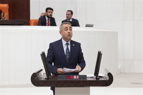 DEVA Partili Karatutlu: “Depremin değil, ilgisizliğin enkazı büyüyor’’