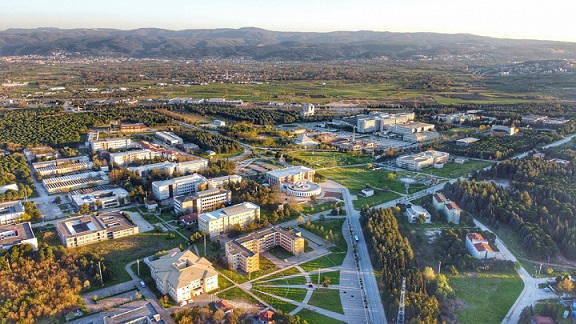 29 Ekim Kadınları Derneği Bursa Şubesi’nden 19 Mayıs’ta Anlamlı Destek: Gençlerle Dayanışma Sofrası
