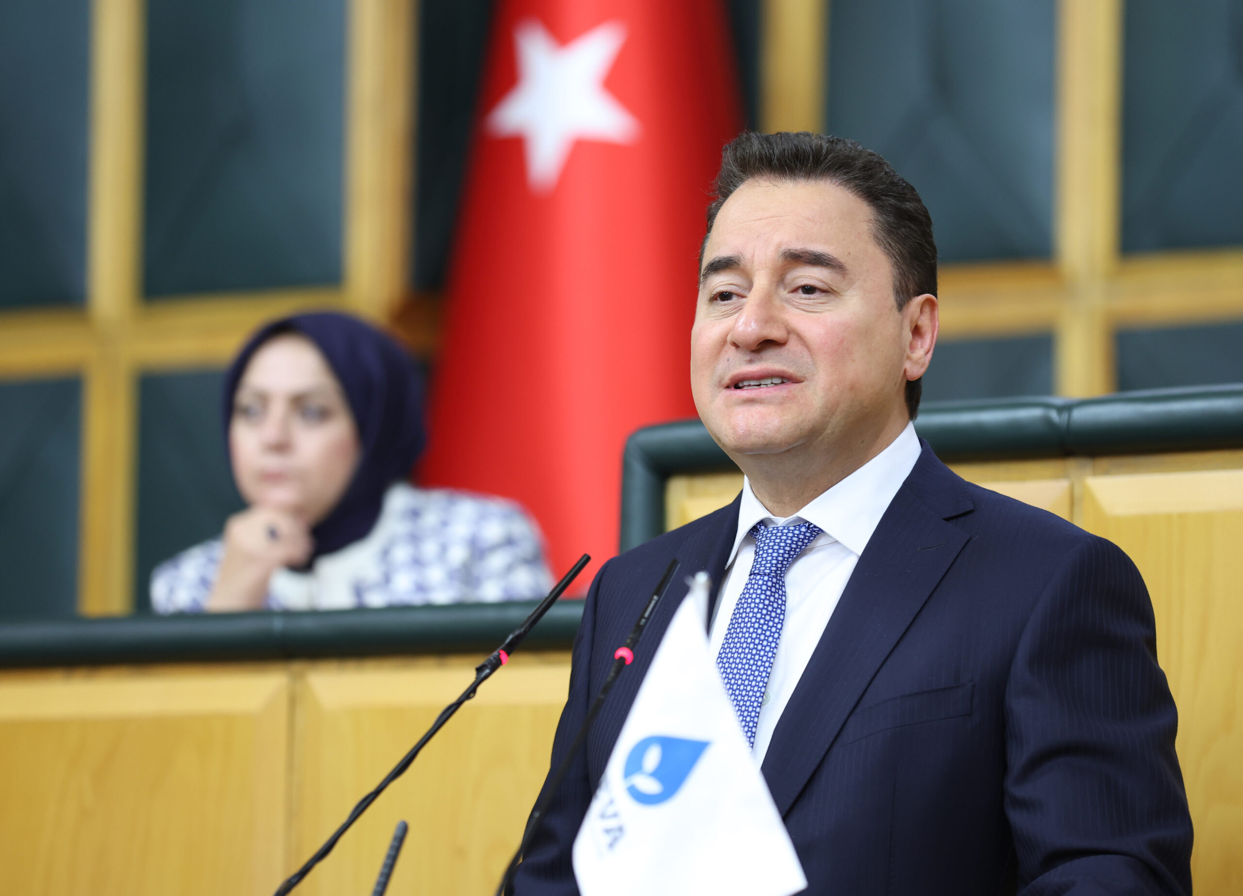 Son bahis çetesi operasyonu üzerine Babacan’dan Erdoğan’a: “Bu üçkağıtçılara niçin lisans verdiniz, niçin 8 yıldır hiçbir şey yapmadınız?”