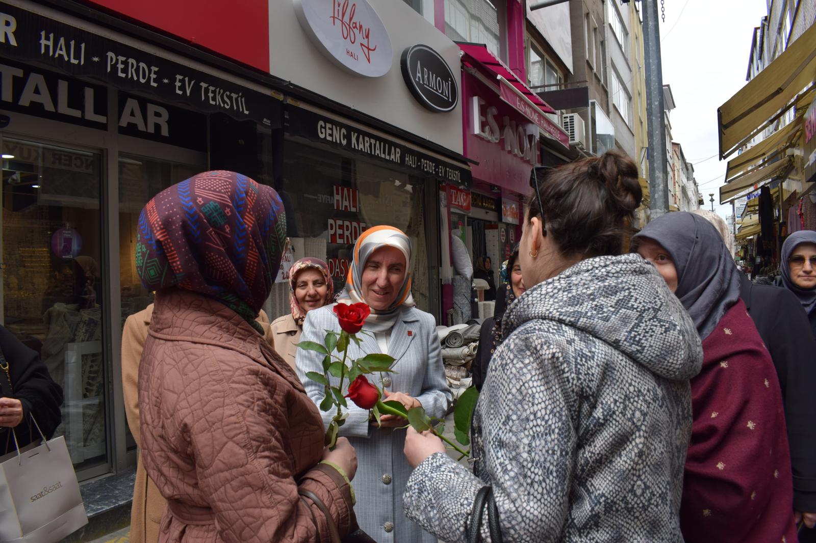 BEYTİYE EKİNCİ SAHA ZİYARETLERİNE HIZ VERDİ: “HALKIMIZIN SESİNİ YERİNDE DİNLEMEYE DEVAM EDECEĞİZ”