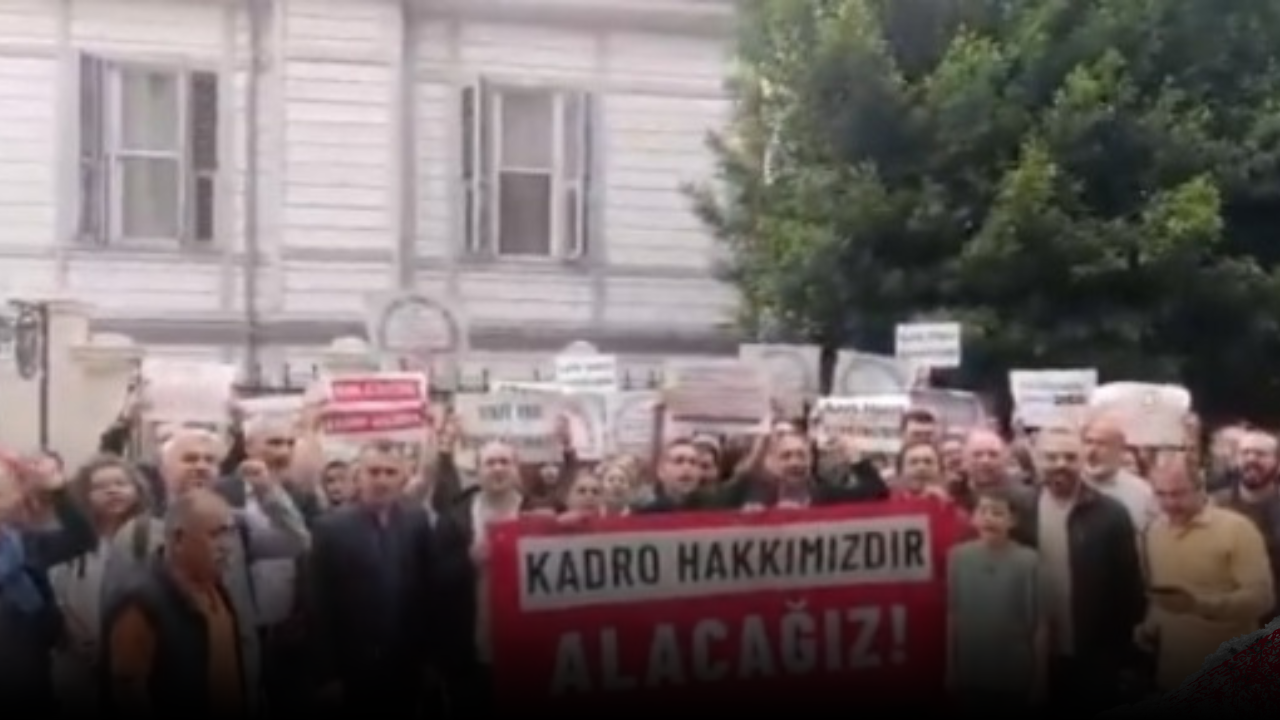 İstanbul’da Belediye İşçilerinden Kadro Eylemi: “Kadro Hakkımızı Alacağız!”