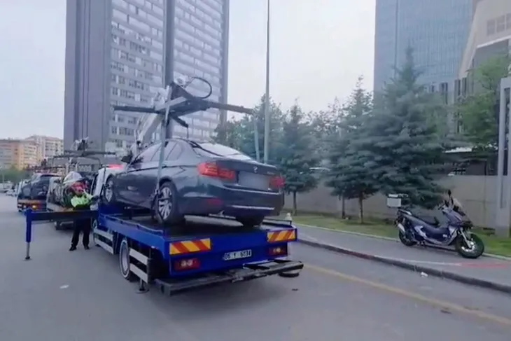 Ambulansa yol vermeyen konvoya ceza yağdı… Bakan Yerlikaya: Yeni kanun tasarısı yolda