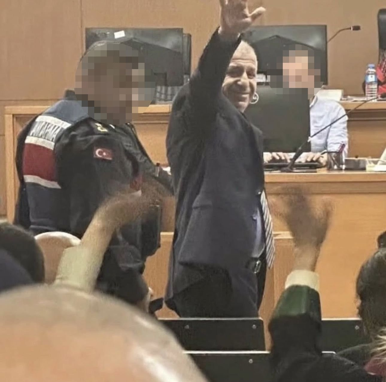 Ümit Özdağ’ın Tutukluluğu Sürerken Zafer Partisi’nden Sert Tepki