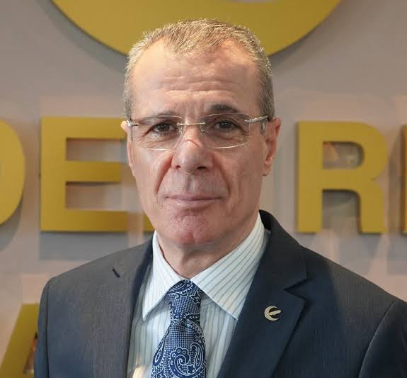 Bülent Osman Osmanağaoğlu: “Vatandaşın cüzdanına değil, israfa neşter vurun!”