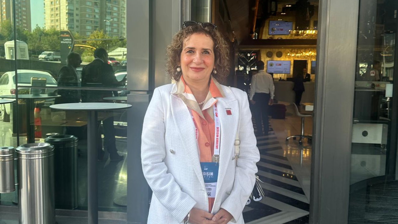 Başkan Nalan Yedekçi: “Babalarımızın emeklerine saygı duyuyor, ebediyete intikal edenleri rahmetle anıyoruz”