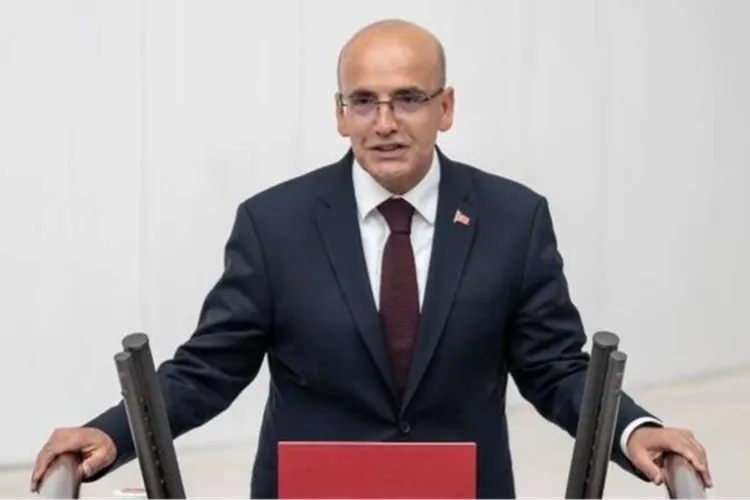Bakan Şimşek: Dezenflasyon süreciyle fiyat istikrarına odaklanıyoruz
