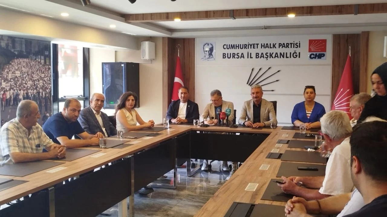 “Bu Karanlığa Teslim Olmayacağız!”