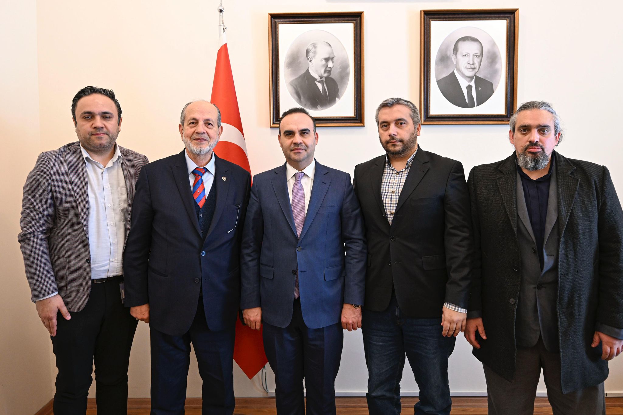 Dizen Motor Savunma Endüstri A.Ş, İstikrar ve Gücün Simgesiyle IDEF 17. Uluslararası Savunma Sanayi Fuarında Boy Gösteriyor