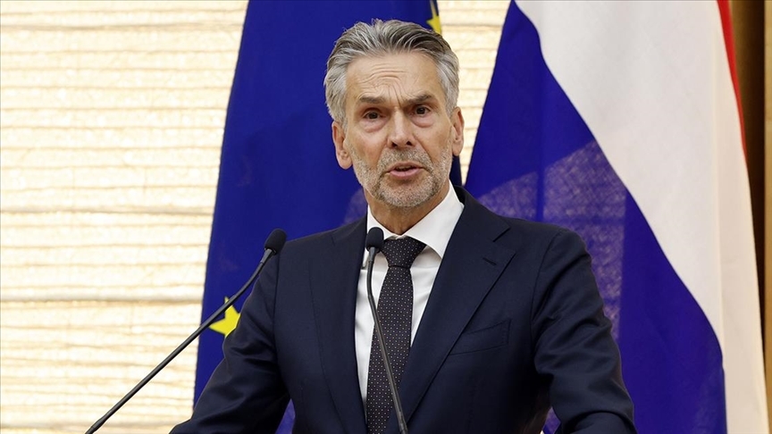 Hollanda’da hükümet krizi: NSC’li bakanlar istifa etti