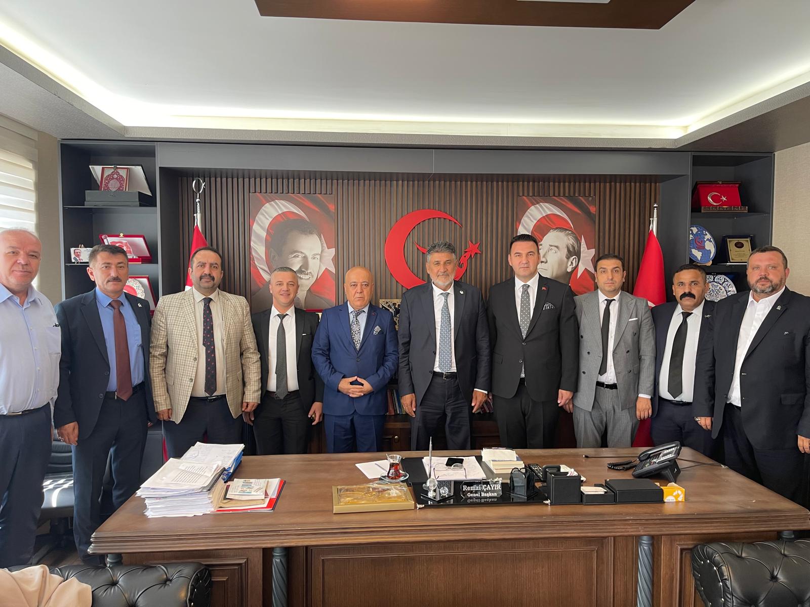 TÜMKON’DAN MİLLİ YOL PARTİSİ’NE ZİYARET: “TÜRKİYE DİJİTAL VADİYE DÖNÜŞECEK” VİZYONU MASADA!