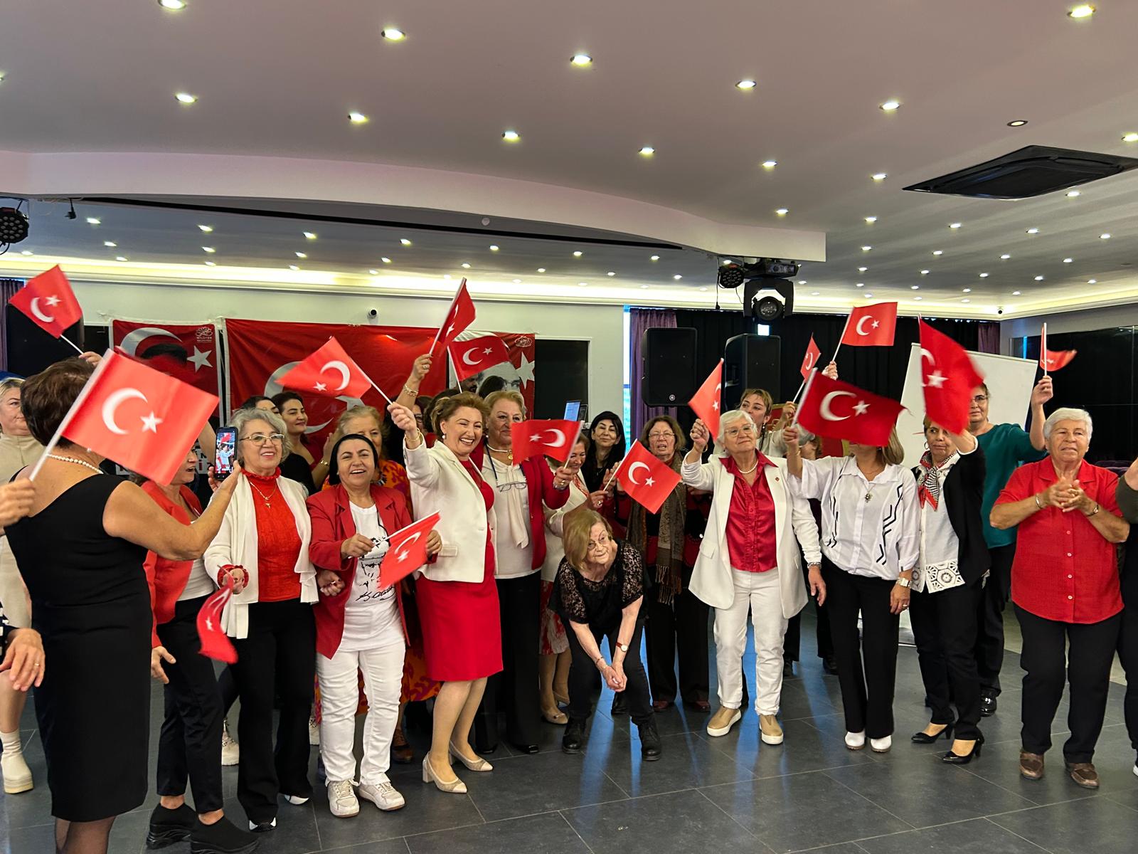 İhsaniye Mahallesi’nde Cumhuriyet Bayramı Coşkusu