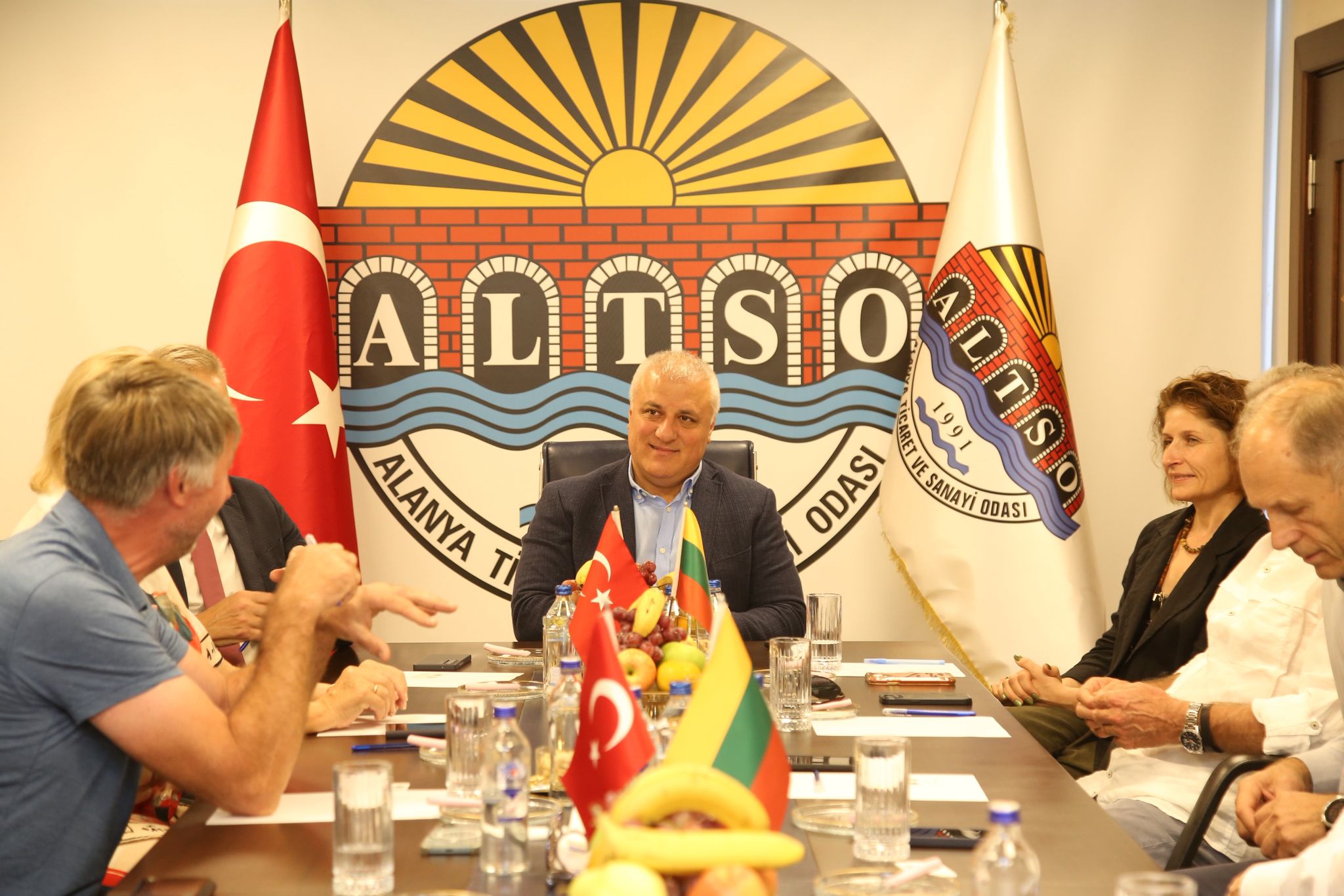 Litvanya’dan Alanya’ya Yatırım Ziyareti: ALTSO’da Stratejik Buluşma