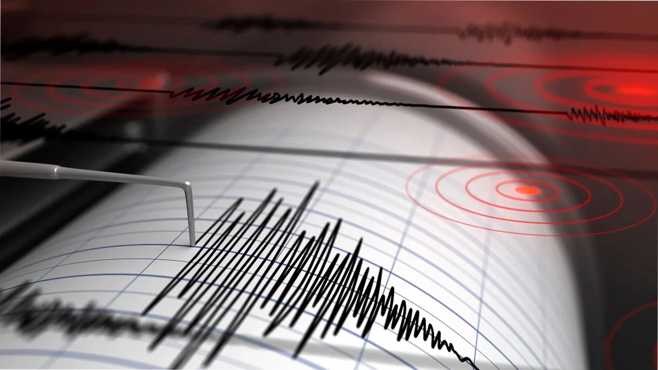 Son Dakika:5,0 Büyüklüğünde Deprem