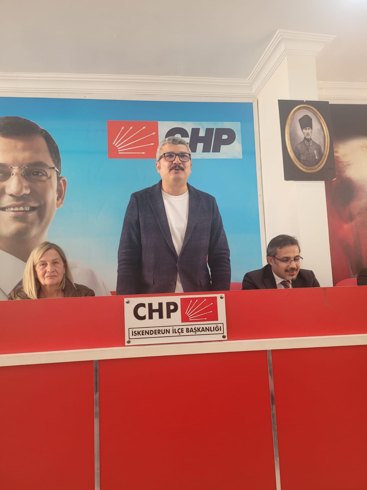 Hüseyin Derin: Eğitim Emekçilerinin Haklı Mücadelesinin Yanındayız