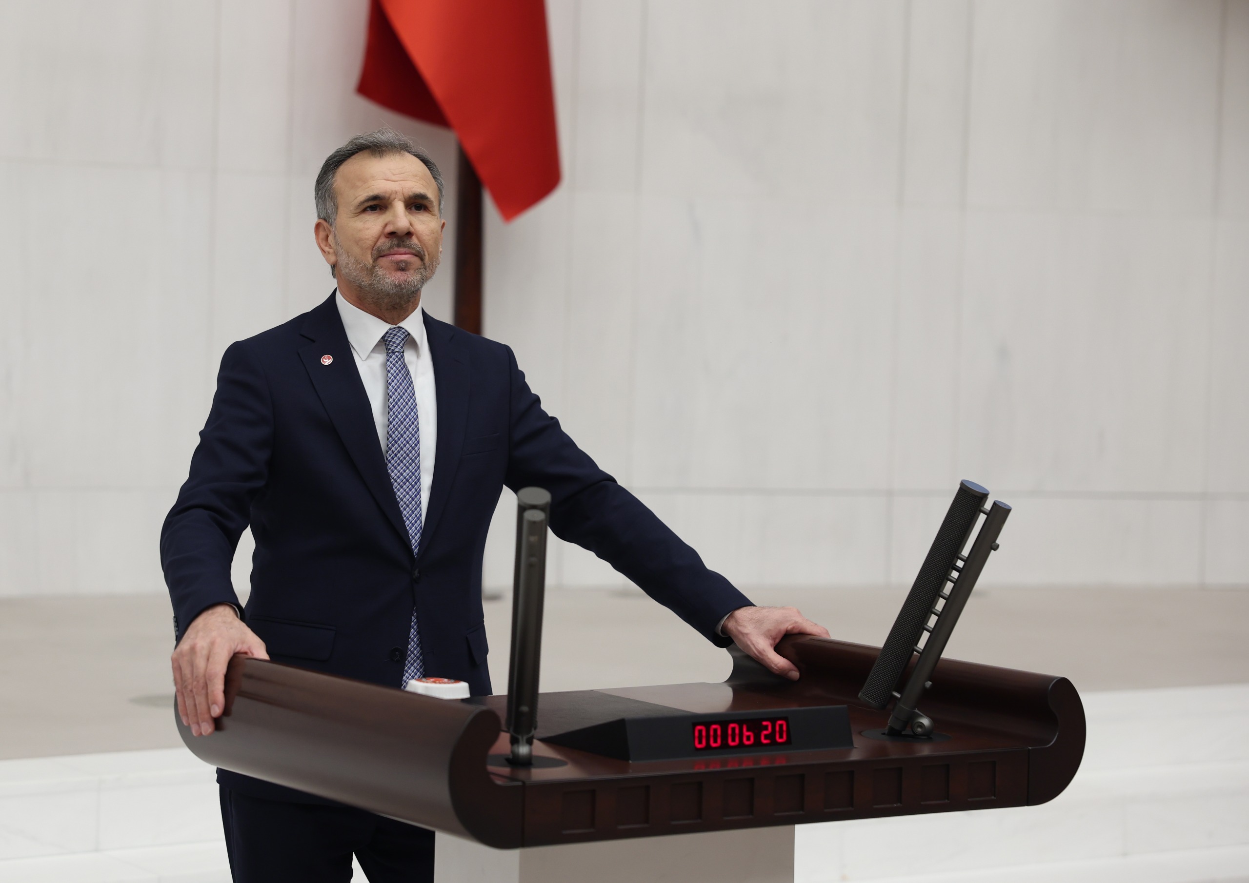 “ADALET DİYE OY İSTİYORSUNUZ, BU MİLLETE ZULMEDİYORSUNUZ”