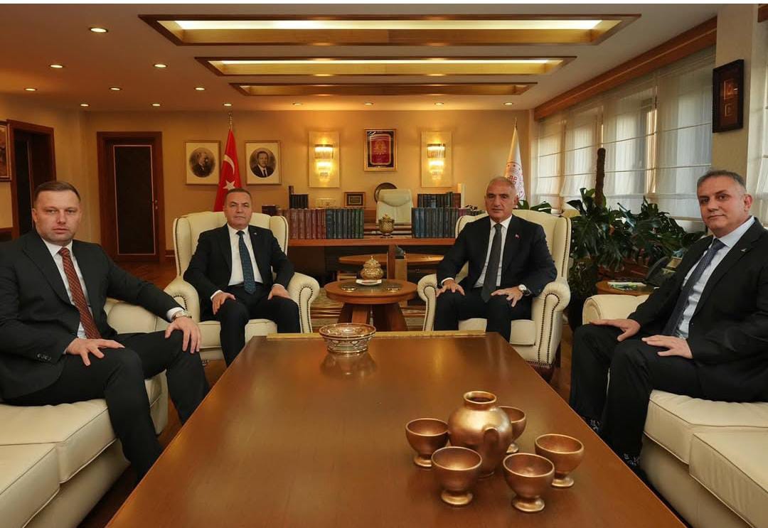 Turgut Özal Vakfı Başkanı Semih Narlı’dan Kültür ve Turizm Bakanlığı’na Ziyaret