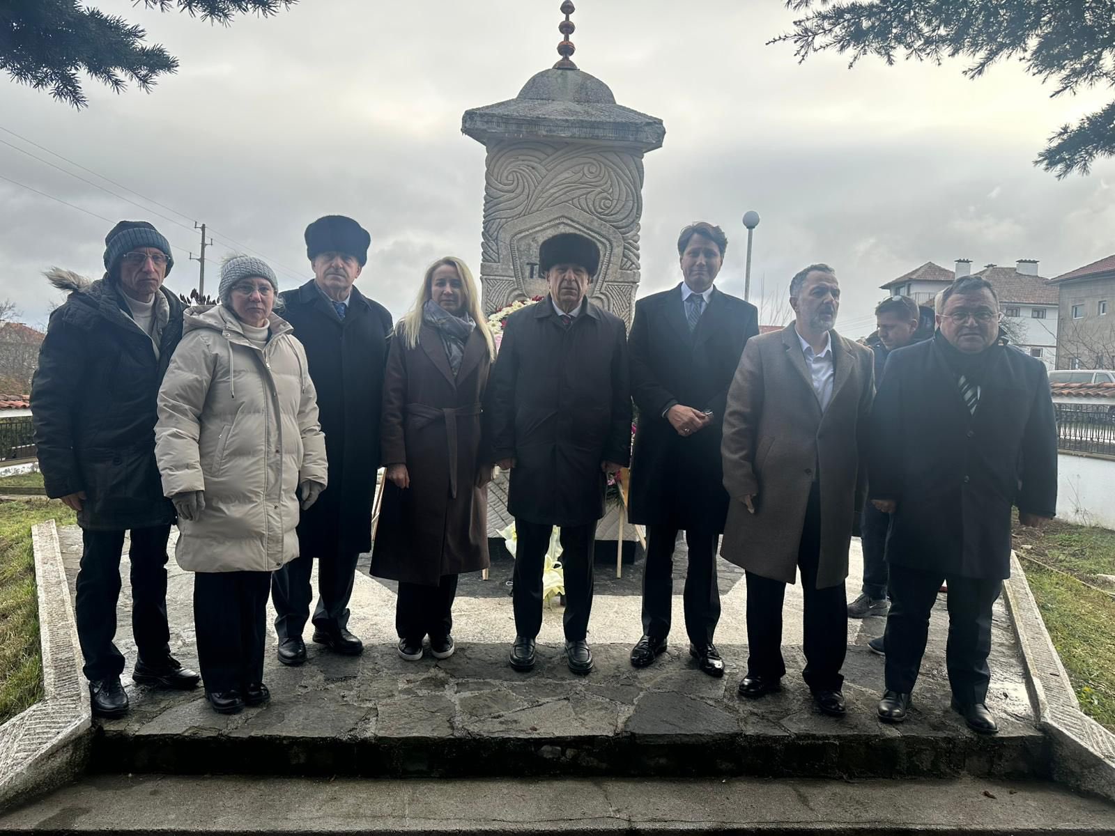 Ümit Özdağ’dan Türkan Bebek Anması: Kırcaali’de Tarihe Not Düşen Ziyaret