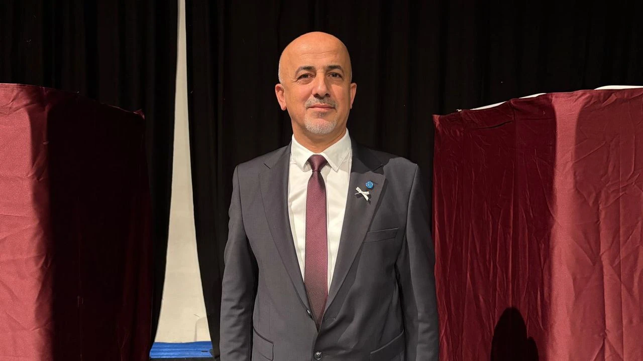 İsmail Seyis: “Bu millet unutmaz, bu ayıbı affetmez!”