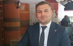 Cihat Hatısaru:  “Türk bayrağımıza yapılan provokasyon kabul edilemez”