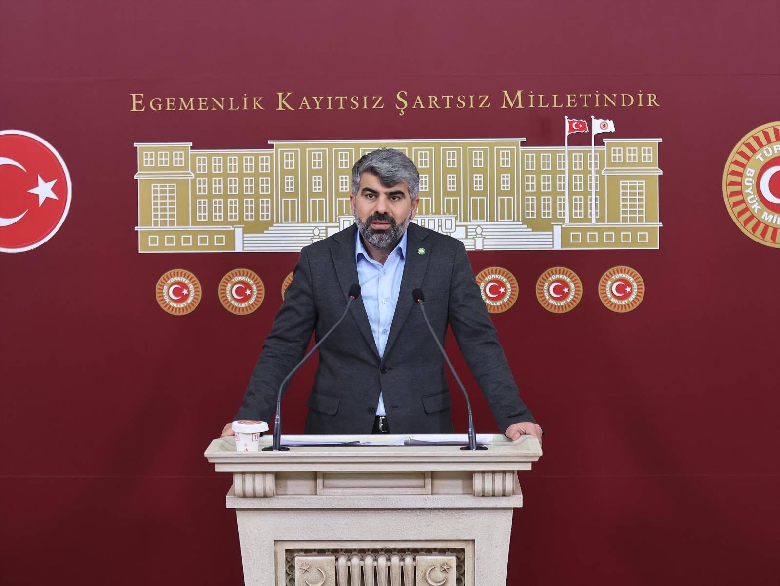 HÜDA PAR Milletvekili Dinç: Madde bağımlılarının sahneye çıkması yasaklanmalı