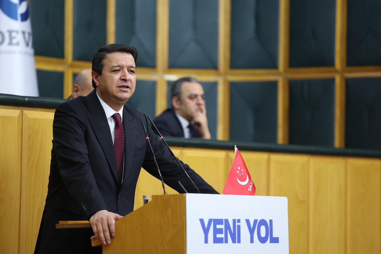 “İKTİDAR YOKSULLUKLA MÜCADELE EDEMEYİNCE MİLLETİ YOKSULLUĞA İKNA ETMEYE ÇALIŞIYOR”