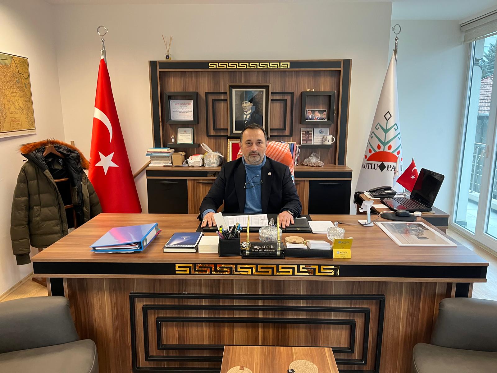 ADAMIN ADAMI SİYASETİ KUTLU PARTİ İLE  TARİHE KARIŞIYOR: KUTLU PARTİ’DEN DELEGE SİSTEMİNE KÖKLÜ İTİRAZ