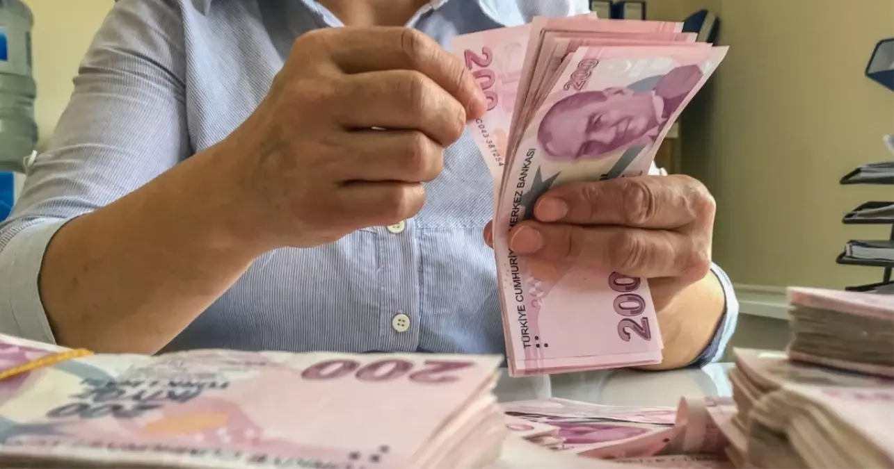 Emekli Maaşı Ödemeleri Erkene Çekildi
