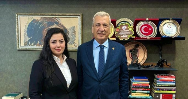 CHP Gaziantep Milletvekili Hasan Öztürkmen, Gazeteci Özge Demir ile Toplumsal Sorunları Masaya Yatırdı
