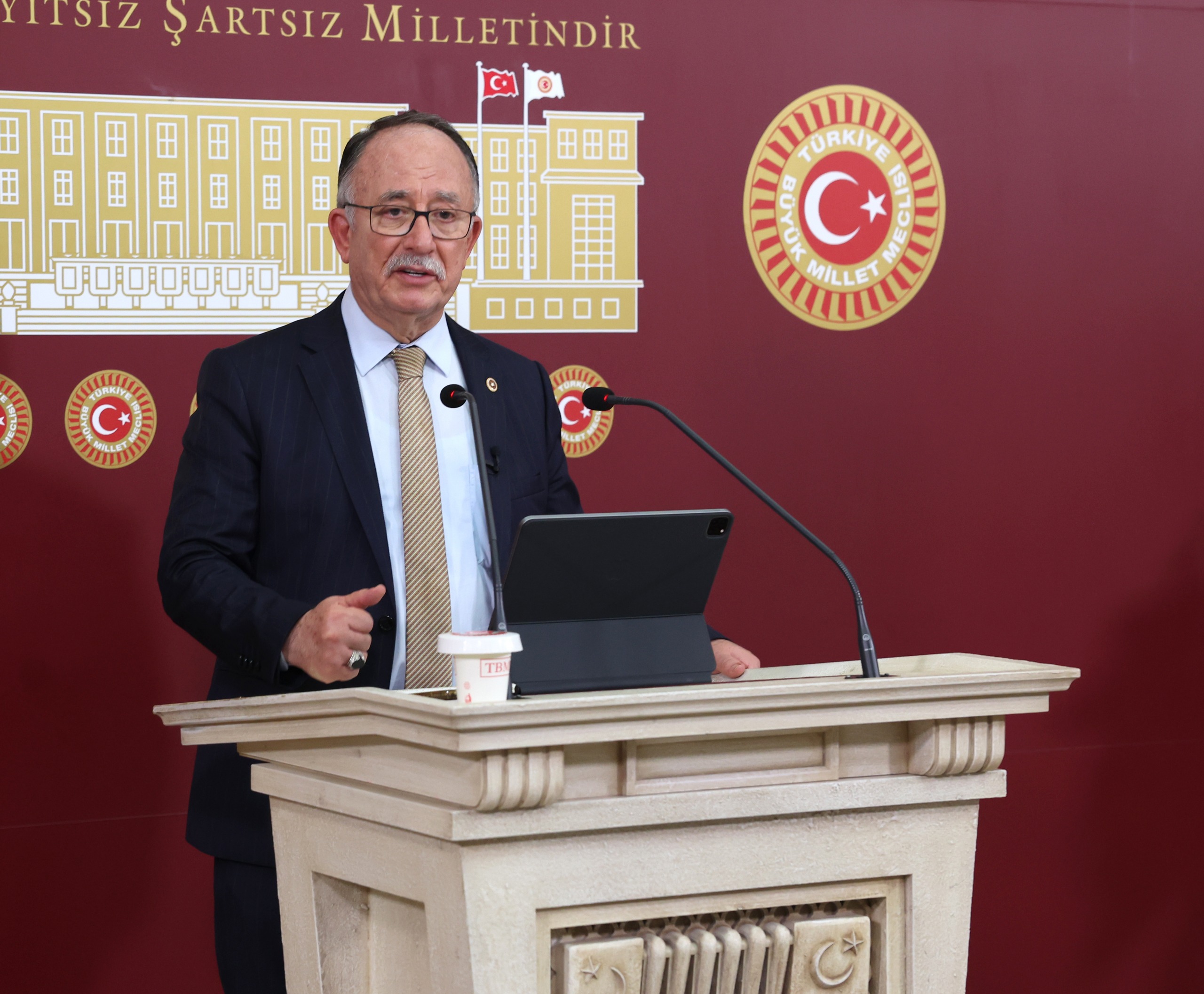 Antalya Milletvekili Şerafettin Kılıç’tan Basın Toplantısı: İran’a Yönelik Saldırılar, Ekonomi ve Kamu Çalışanları Hakkında Açıklamalar