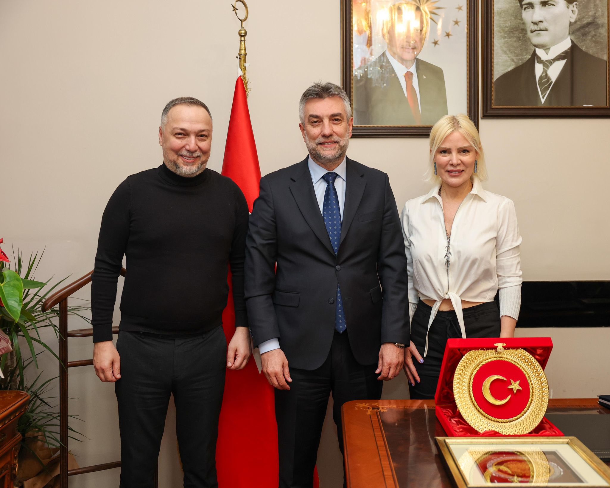 Hayvanları Çaresizlik ve İlgisizlikten Koruma Derneği (HAÇİKO) Başkanı Ömür Gedik’ten Hayırlı Olsun Ziyareti