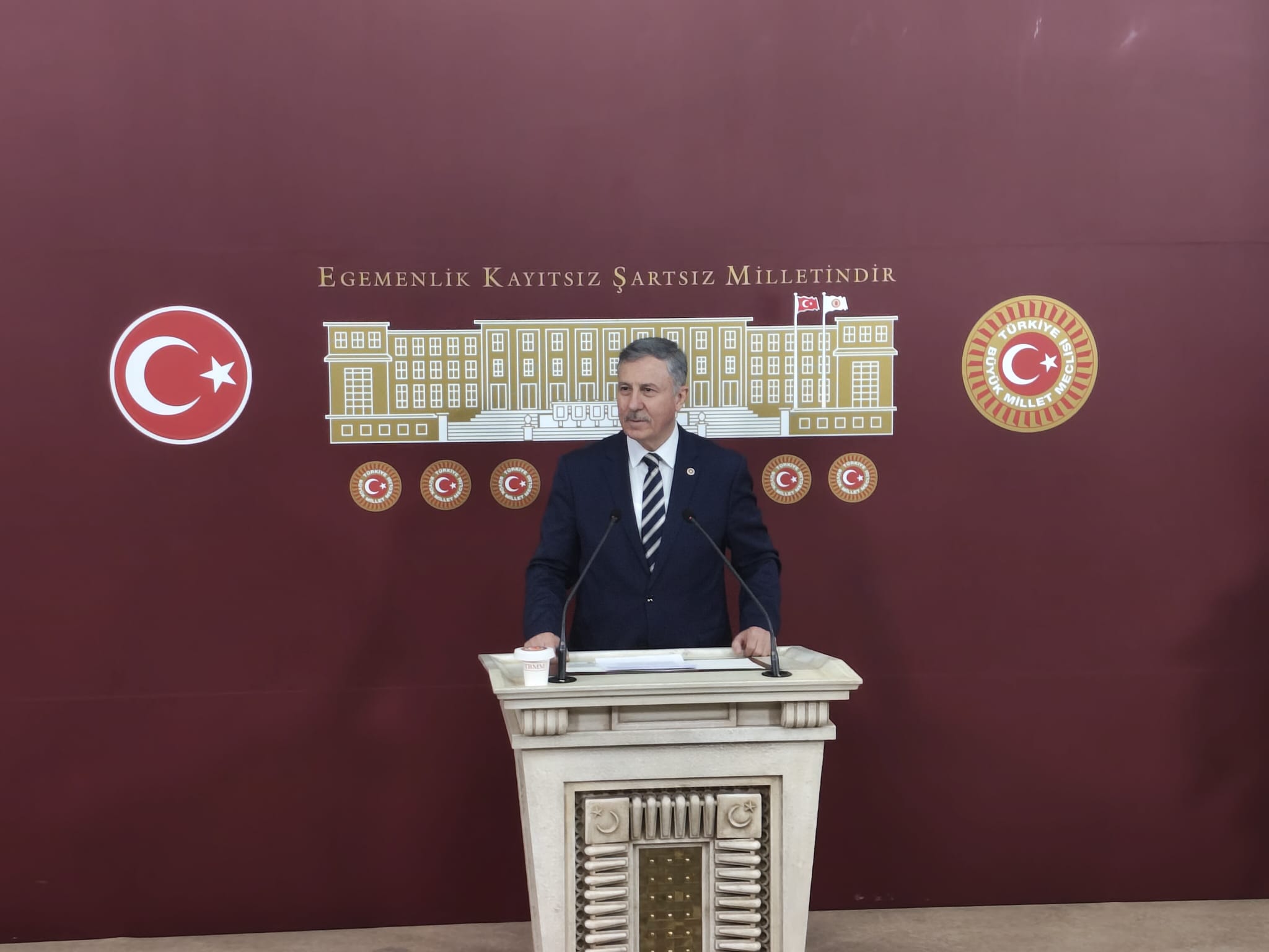 Özdağ’dan iktidara hobi bahçeleri tepkisi