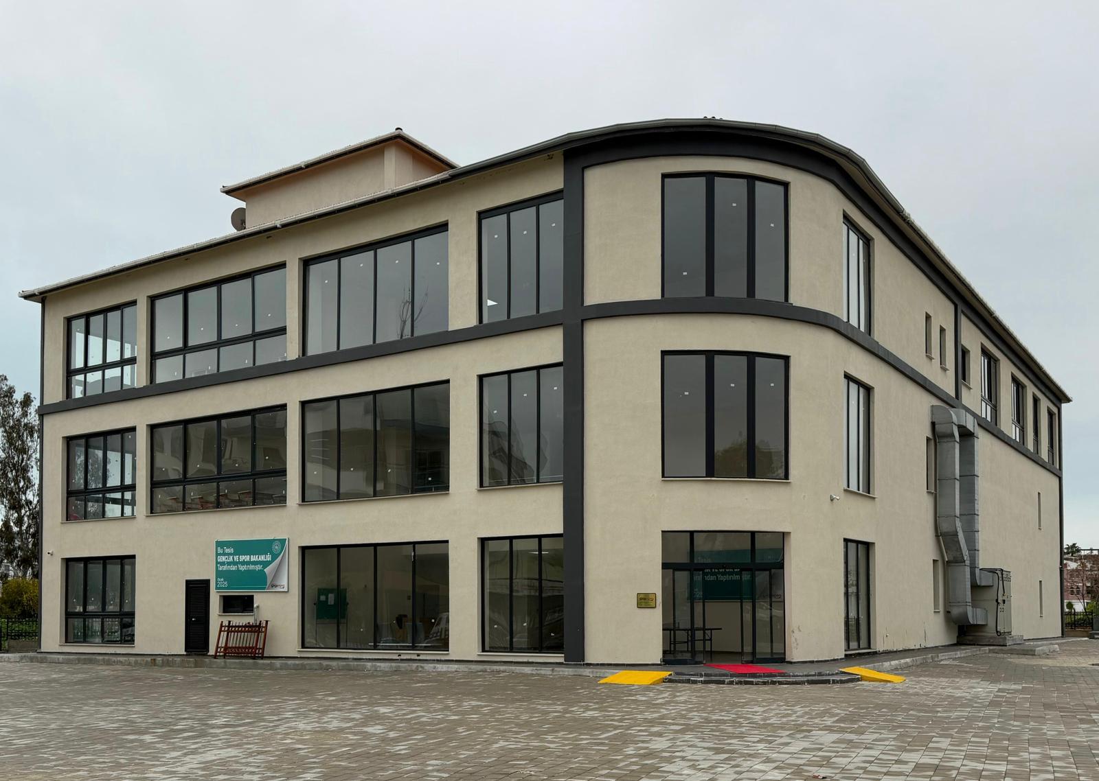 Başkan Ali Bedrettin Karataş: “2 yılda borçları kapattık, Karataş’ı ayağa kaldırdık”