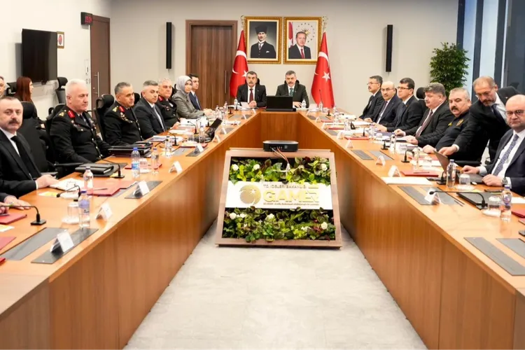 Kritik zirve tamamlandı… Okul güvenliğine çok yönlü eylem planı