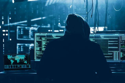 Sivas’ta ‘okullara saldırı’ iddiası paylaşan öğrenciye gözaltı!