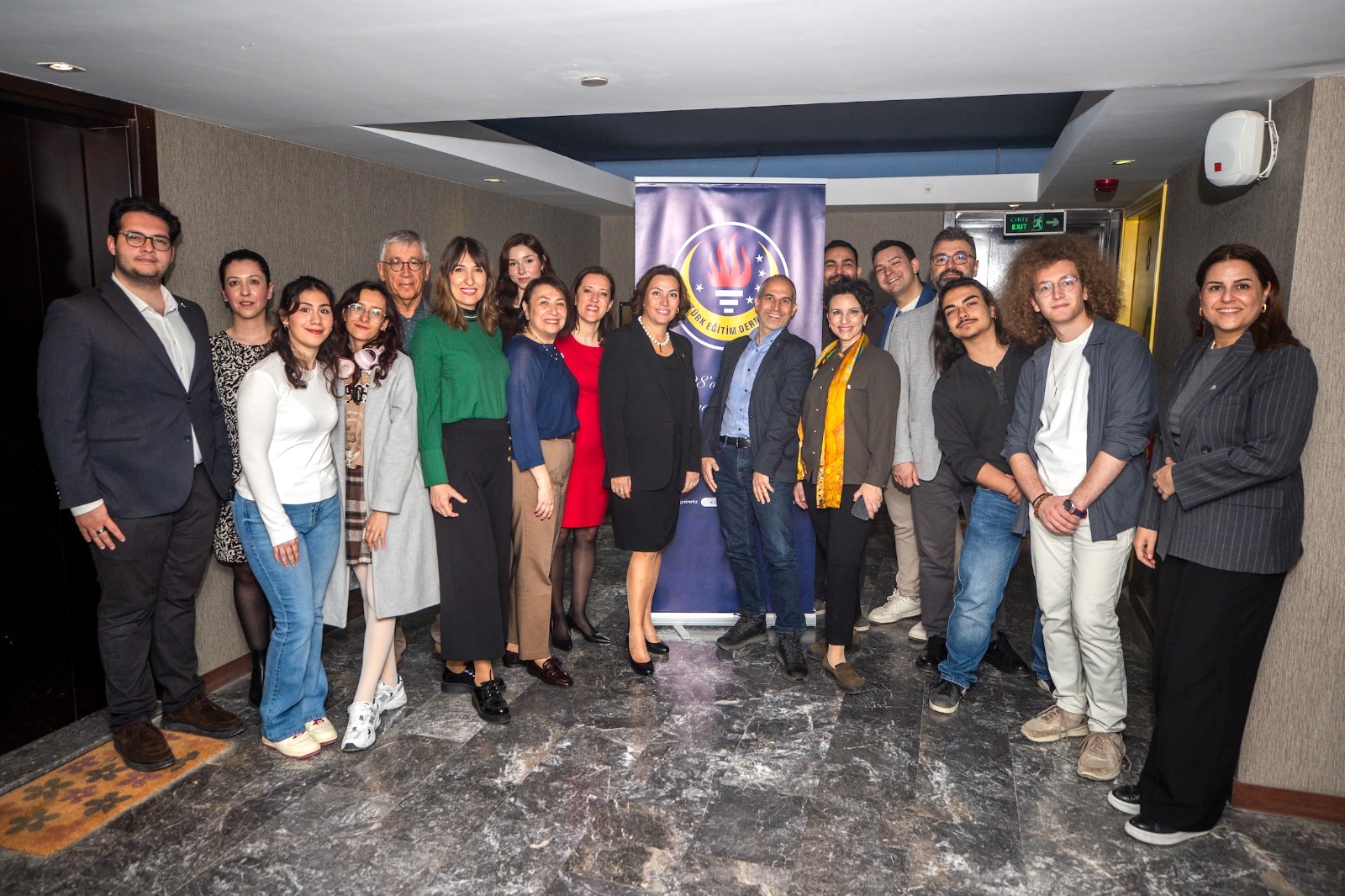 Türk Eğitim Derneği İzmir Temsilciliği 10. Yılını Yeni Adresinde Kutladı…