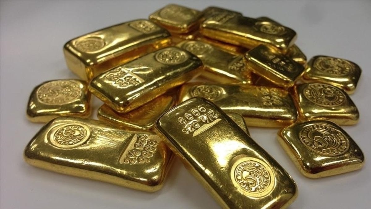 Altında Düşüş: Dolar ve Tahviller Baskı Yapıyor