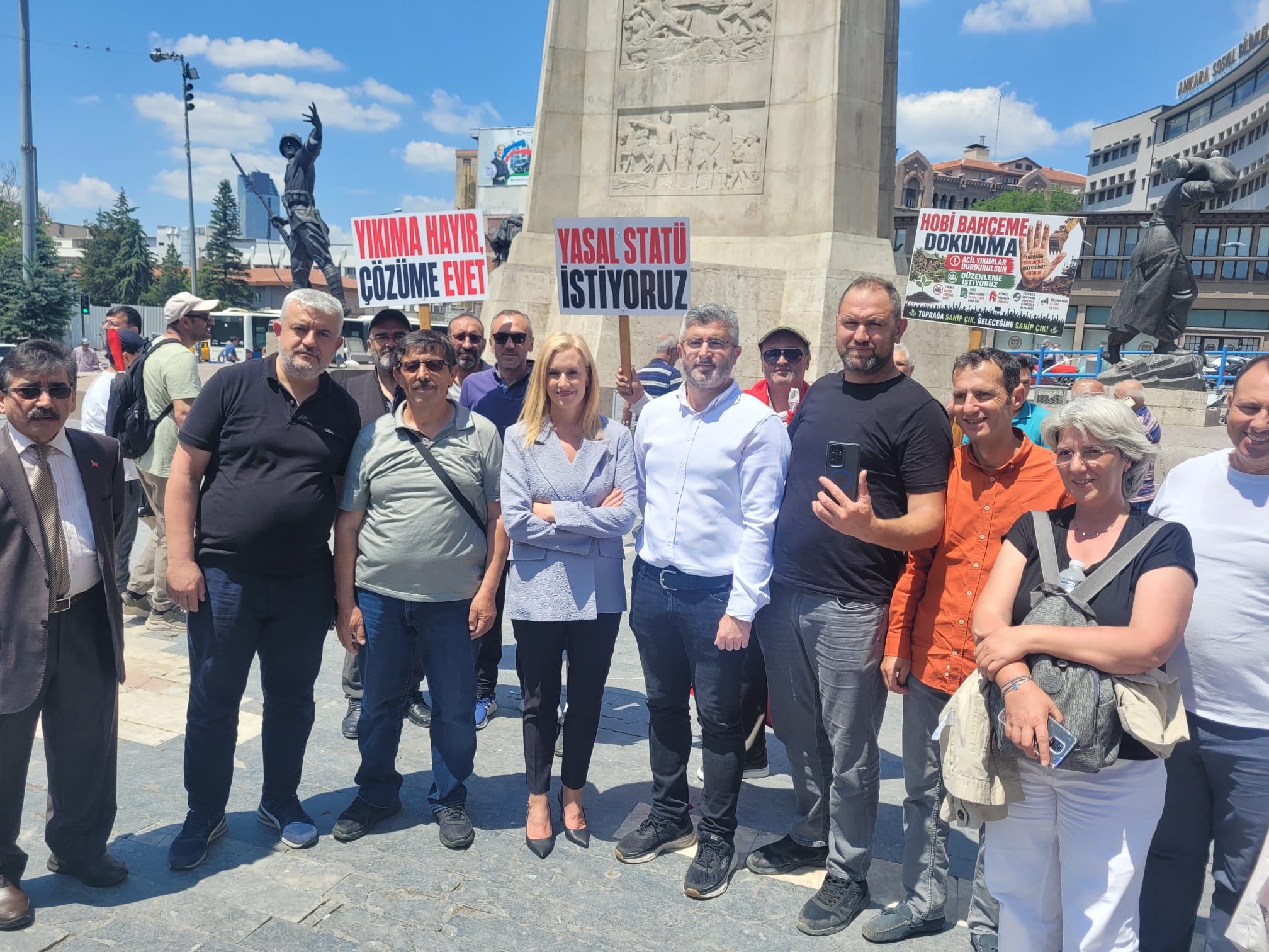 Ankara’da Yapı Kayıt ve Hobi Bahçeleri Mağdurlarından Basın Açıklaması: “Yapı Kayıt Meclise”