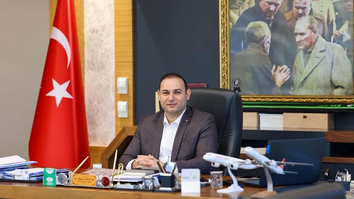CHP’de İstifalar Sürüyor