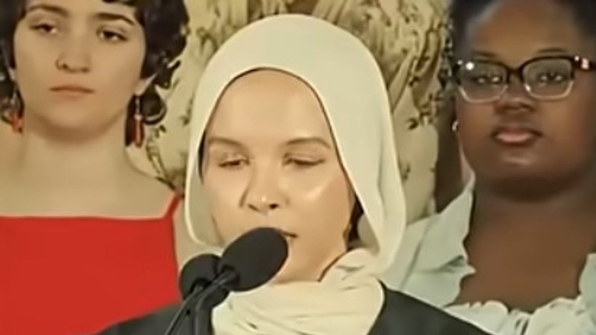 Harvard Mezuniyetinde Kur’an Tilaveti