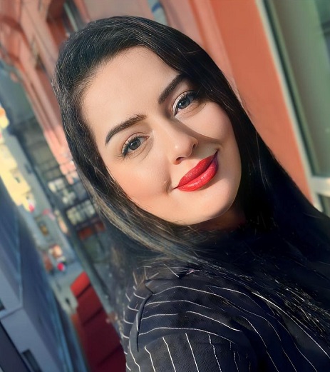 Özge DEMİR