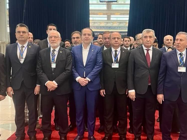 Hamaney’in cenazesinde dikkat çeken an: Fatih Erbakan gözyaşlarını tutamadı