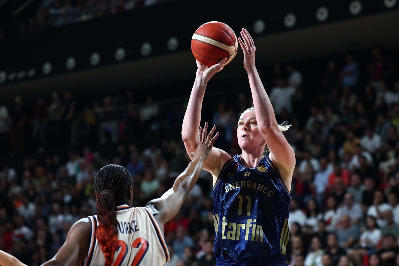 AVRUPA’NIN EN BÜYÜK KADINLAR BASKETBOL KUPASI TÜRK FİNALİNDE SÜPER KUPA FENERBAHÇE’NİN