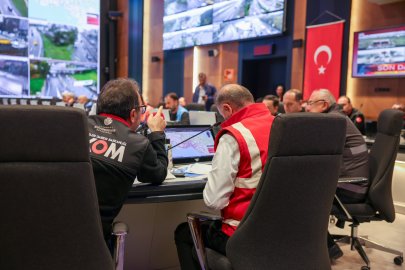İstanbul’da hasar tespit başladı… AFAD’ın uyarılarına dikkat!